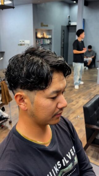 #福山フェード#福山スキンフェード#広島グルメ#スキンフェード#フェードカット#フェード#フェードスタイル#福山メッシュ#メンズカット#メンズショート#メンズベリーショート#メンズヘア#メンズスタイル#メンズパーマ#サーフカール#極道パーマ#ラルフカール#スペインカール#ツイスパ#ツイストスパイラルパーマ#ツイストパーマ#スパイラルパーマ#波巻きパーマ#福山ホワイトメッシュ#ホワイトメッシュ#メッシュ#barber#fadecut