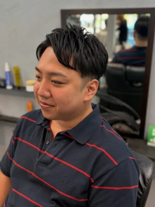 こんちゃ！生方ですっ！✌️✨
なんか体感、夏の方がみんな髪伸びるの早いです😂
盆明けからゆっくりしてますんでシルバーウィークラッシュ入る前にお待ちしてます！！

Superb - スパーブ
広島県福山市御幸町森脇443-11
084-999-0538

#福山理容室 #広島理容室 #福山理容院 #理容師求人福山 #福山理容師求人