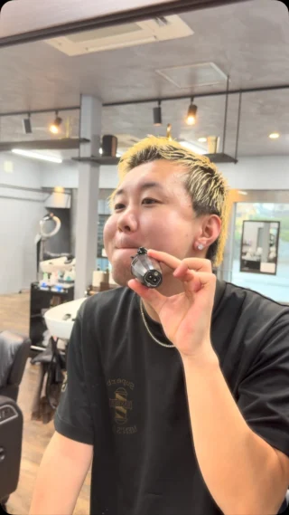 こんにちは中込です！
⁡
先週に続いて面白い宮さんです^^
⁡
#福山フェード#福山スキンフェード#広島#福山#フェードカットフェードフェードスタイル理容師求人メンズカットメンズショートメンズベリーショートメンズヘアメンズスタイルメンズパーマツーブロックメンズマッシュスパイキーヘアボックスショートツイスパツイストスパイラルパーマツイストパーマスパイラルパーマ尾道尾道カフェ尾道観光福山ニュートラルbarberf
